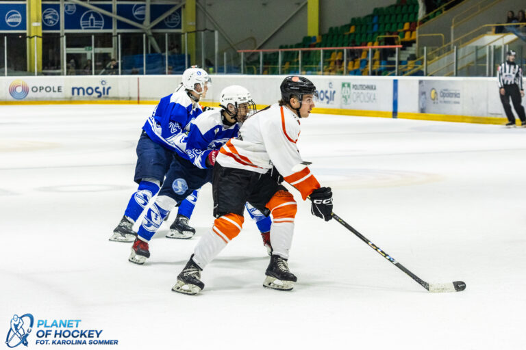 Opole United vs GKS Stoczniowiec Gdańsk — zdjęcie 41 z 189